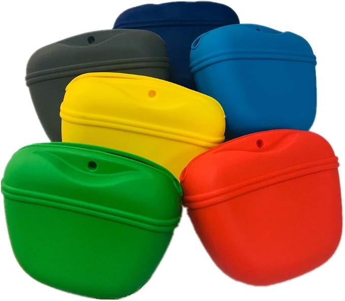 RoyalCare Silicone Dog Treat Pouch-Small Training Bag-Portable Dog Treat Bag - Image 5