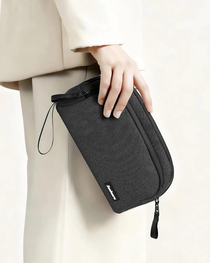 Travel Tech Carrying Pouch - Image 5
