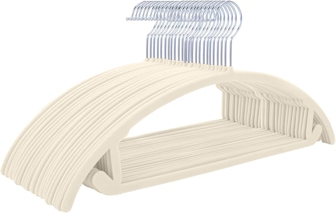 MIZGI Premium Velvet Hangers 50 Pack Heavyduty- Non Slip No Shoulder Bump Suit by MIZGI