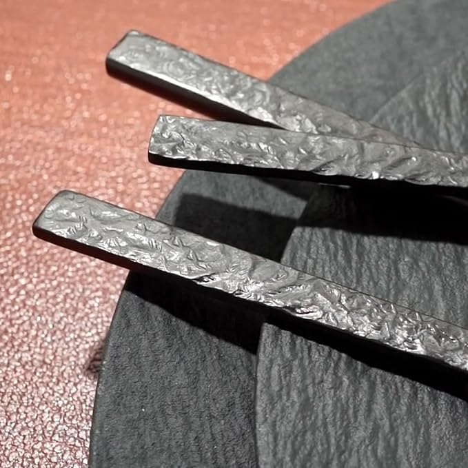 KINGSTONE 60 Pcs Black Hammered Silverware Set - Image 6