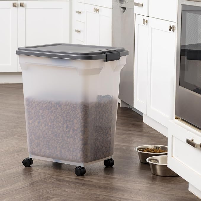 IRIS USA Dog Food Storage Container 40 lbs, Attachable Wheels, & Included Scoop - Image 4